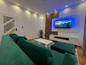 Sarajevo Luxury Apartment - 50 m from Old Sarajevo Clock Tower